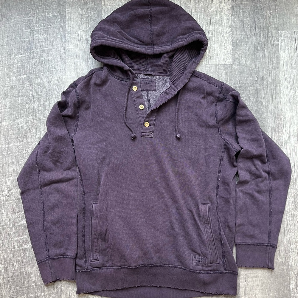 NWOT Abercrombie & Fitch Purple Henley Hoodie